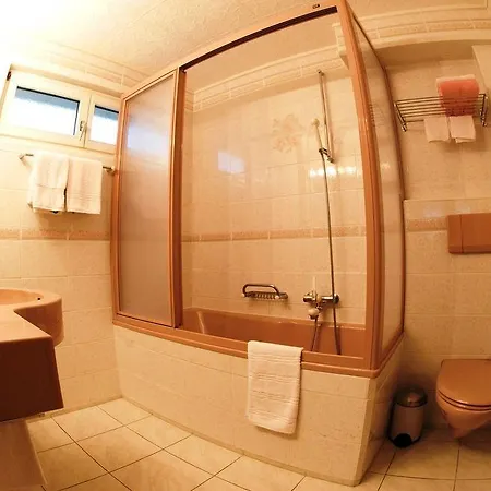 Szálloda Bristol 3*